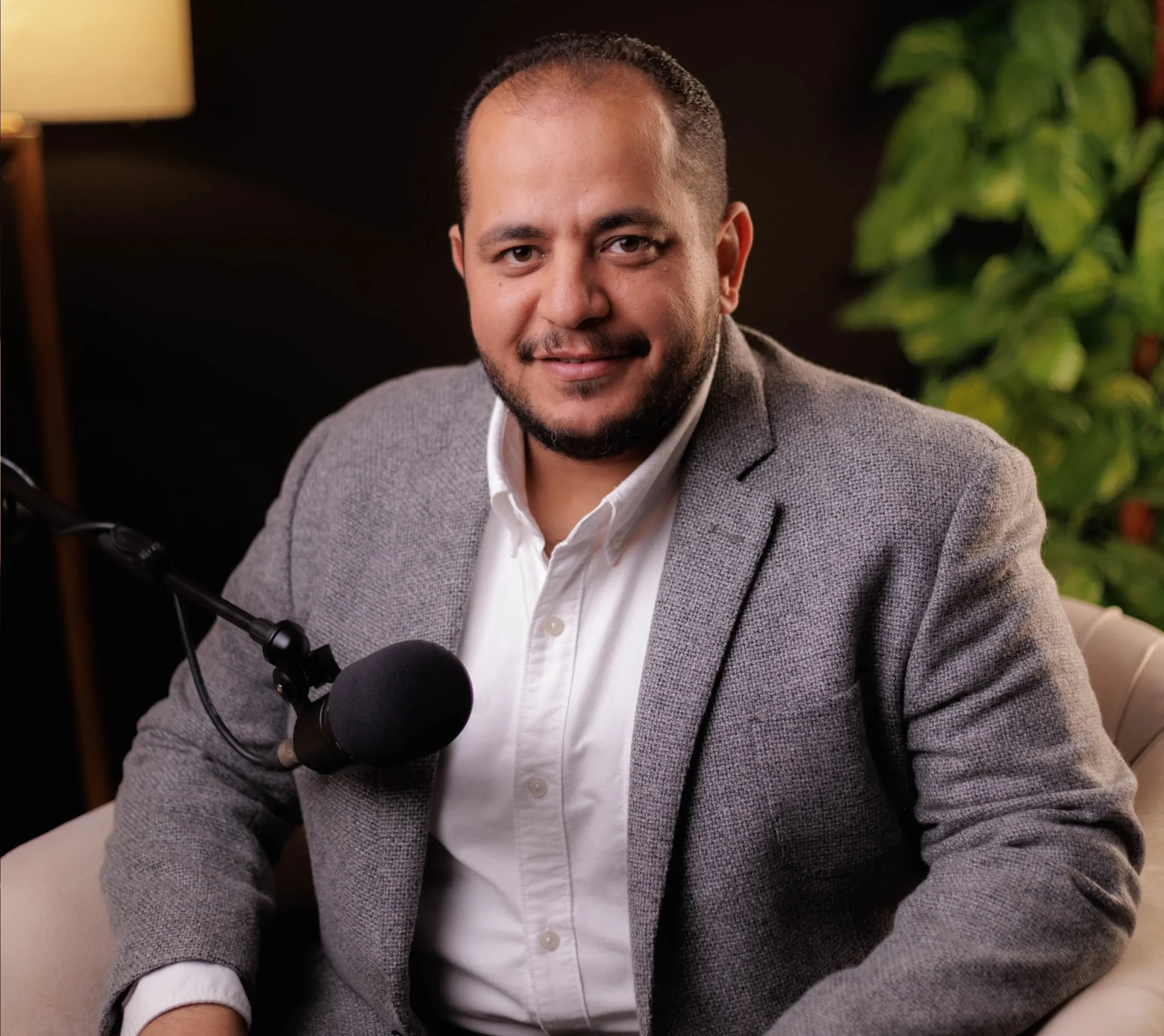 أفضل استشارى أشعة تداخلية: دكتور محمود غلاب